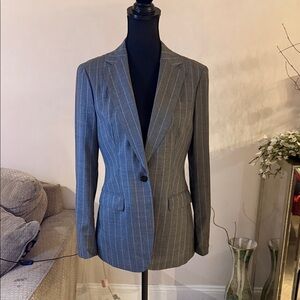SuiStudio Charcoal Pinstripe Blazer size 8